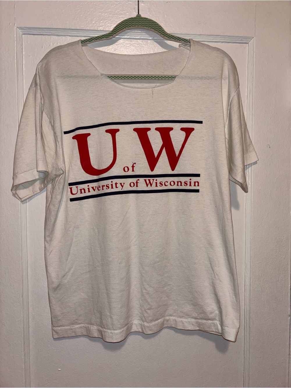 Vintage University Of Wisconsin Tshirt Distressed Cut White Logo